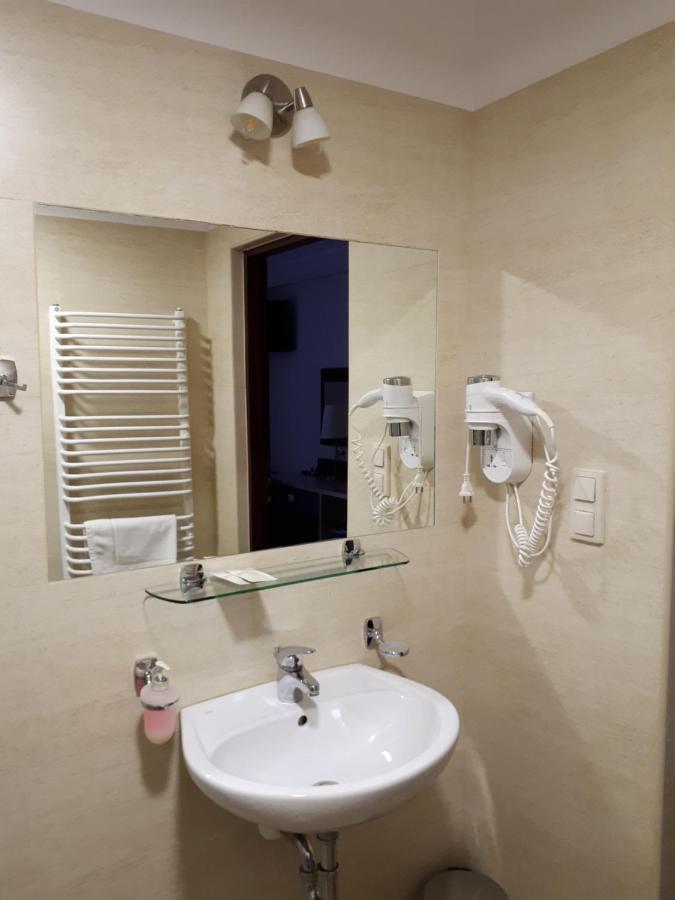 Hotel Eljot Sielpia Wielka Εξωτερικό φωτογραφία