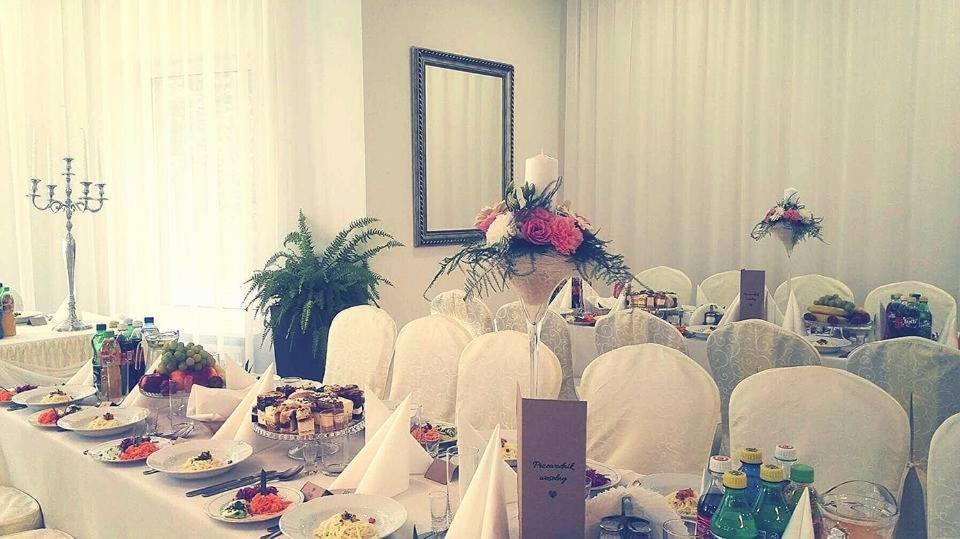 Hotel Eljot Sielpia Wielka Εξωτερικό φωτογραφία